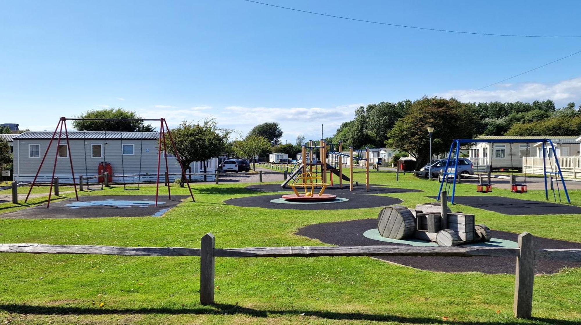 Jp Retreat , West Sand Holiday Park, Selsey Extérieur photo